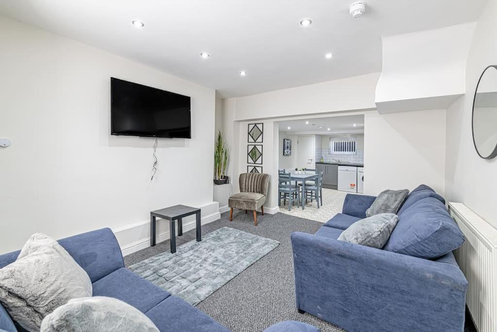 Luxury 5 Bedroom Holiday Home Within פרסקוט מראה חיצוני תמונה